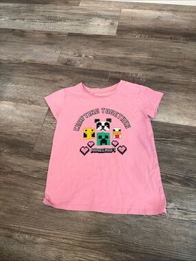Mojang Kids' Pink 'Crafting Together' Graphic Tee